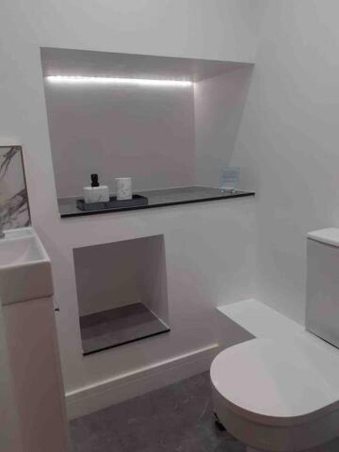 The Holiday Hoose Kinghorn Extérieur photo
